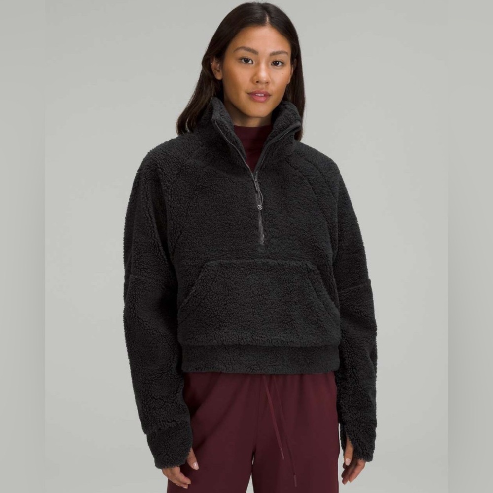 NWOT Lululemon Scuba Oversized Fleece Funnel Neck
Black M/L